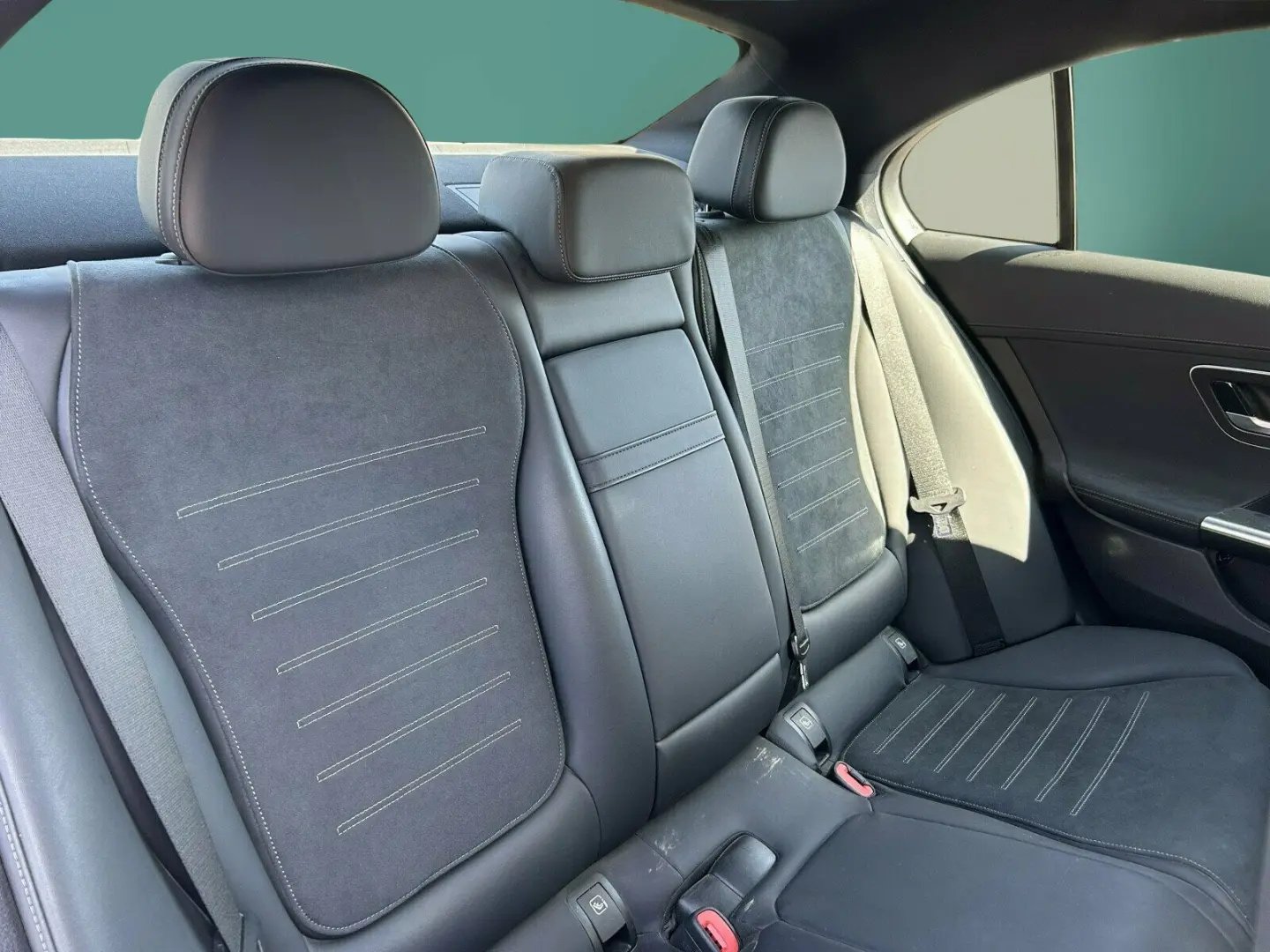 Mercedes Benz C 300 e AMG