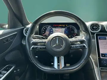 Mercedes Benz C 300 e AMG