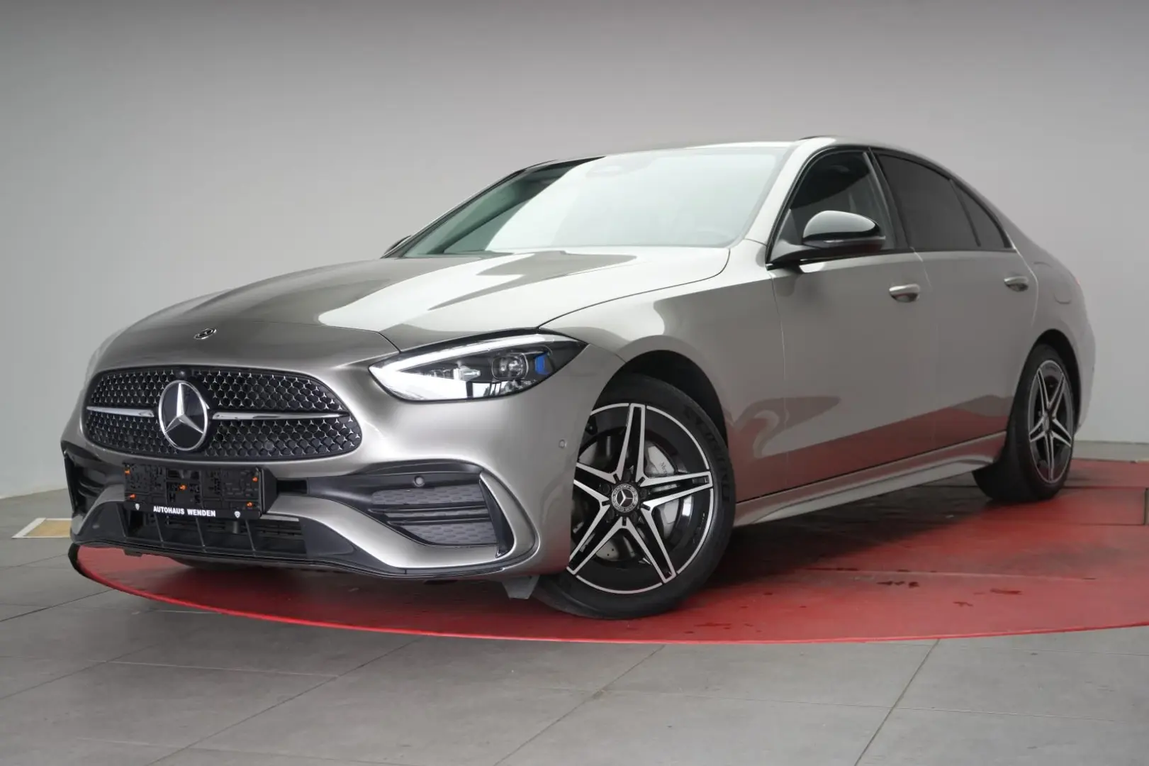 Mercedes Benz - C 300e AMG