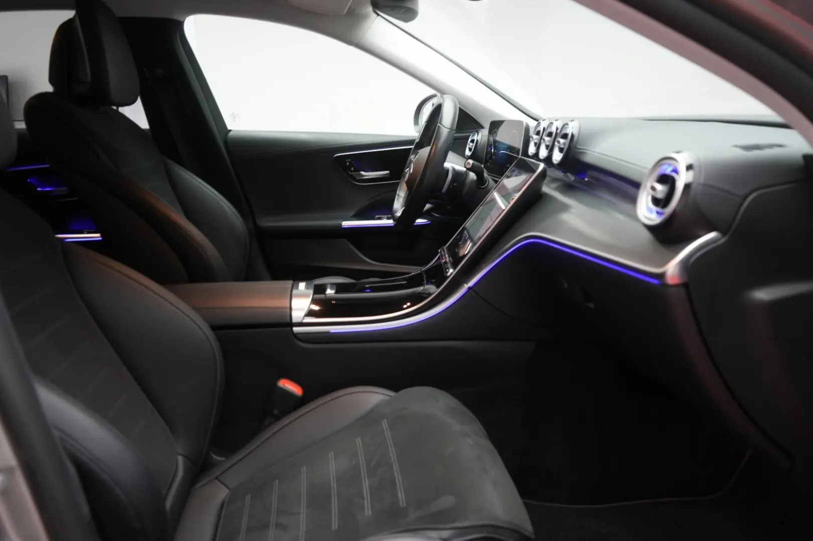 Mercedes Benz - C 300e AMG