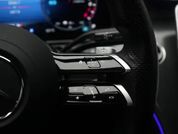 Mercedes Benz - C 300e AMG