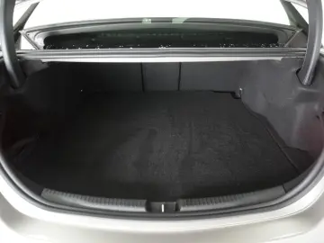 Mercedes Benz - C 300e AMG