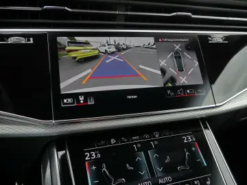 Q8 60 TFSIe quattro S line AHK Air Pano 360  HuD