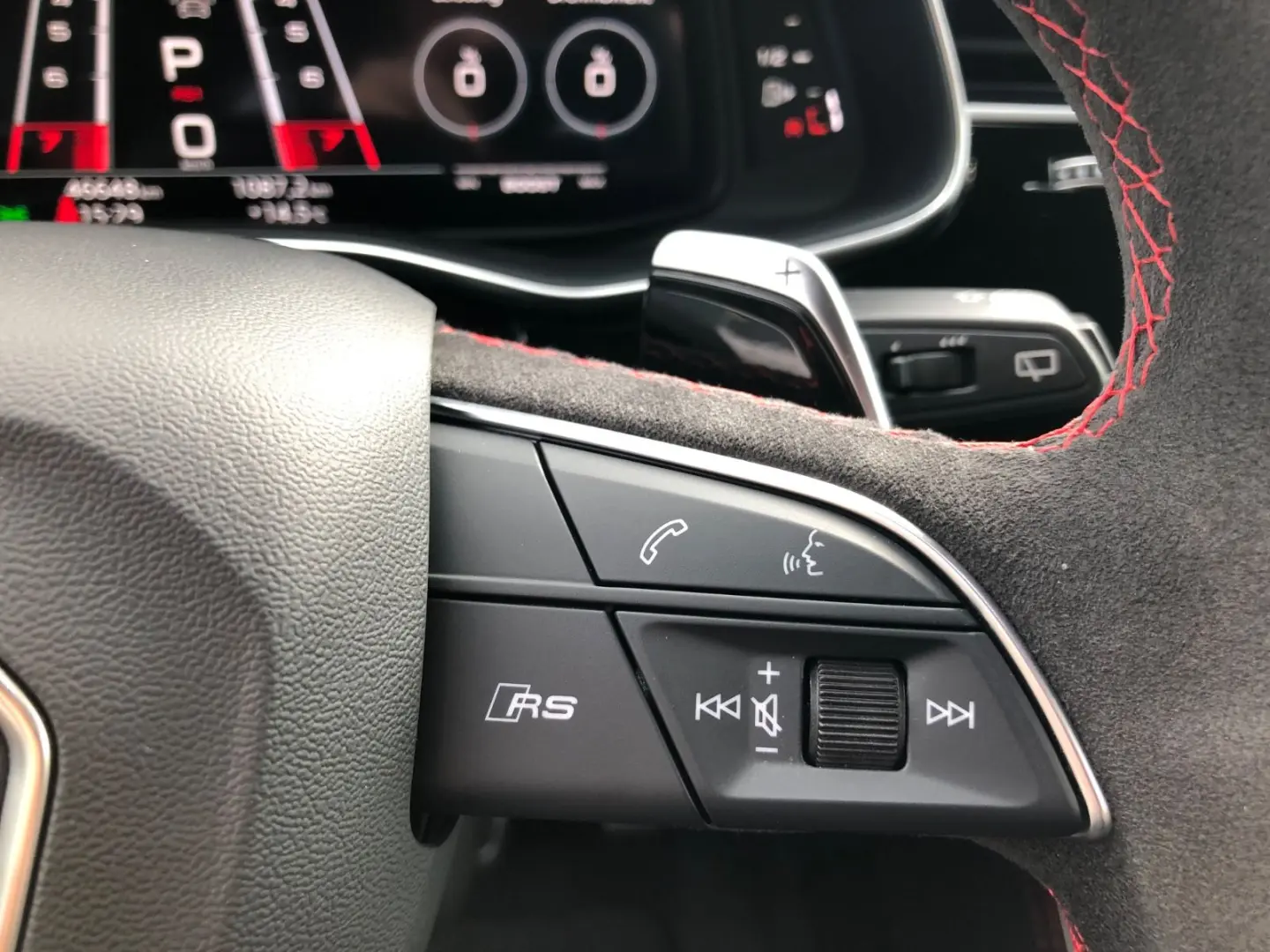 RSQ8 RS Q8 4.0 TFSI quattro