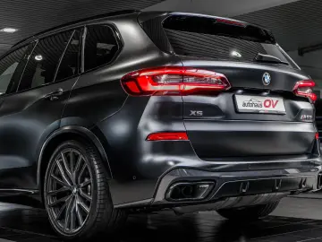 X5 M50ix Edition Black 3xTV 2xAchs Bowers Carbon