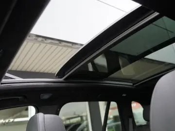 X5 M50ix Edition Black 3xTV 2xAchs Bowers Carbon