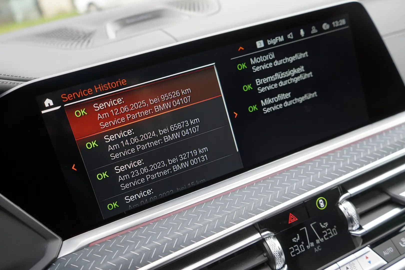 X5 M50ix Edition Black 3xTV 2xAchs Bowers Carbon