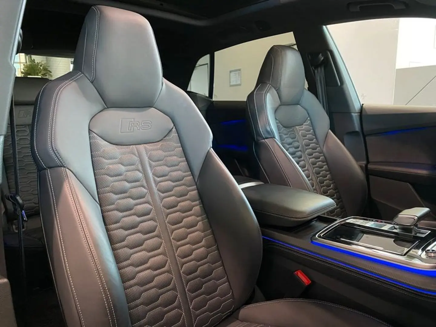 RSQ8 DynamikPlus Pano Sbel B&O HUD AHK RS-Abgas