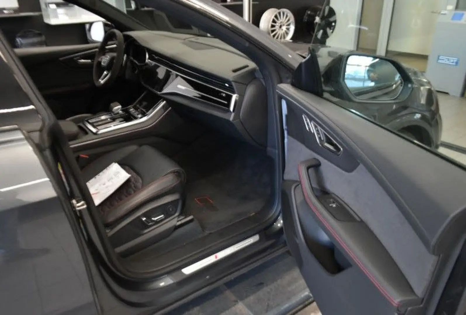 RSQ8 AHK PANO KERAMIK LEDER UPE 175T