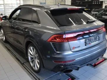 RSQ8 AHK PANO KERAMIK LEDER UPE 175T