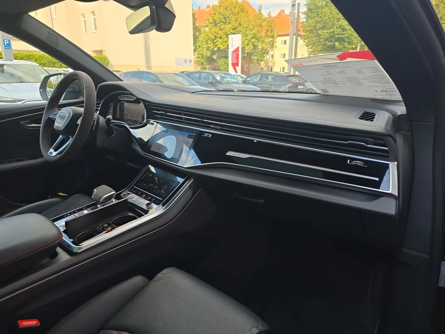 RSQ8 AHK PANO KERAMIK LEDER UPE 175T