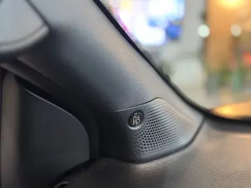 Ford Ranger Raptor e-4WD  Virtual B&O ACC