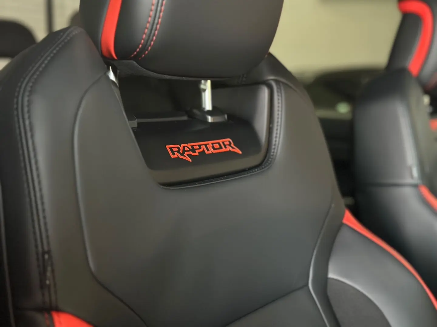 Ford Ranger Raptor e-4WD  Virtual B&O ACC