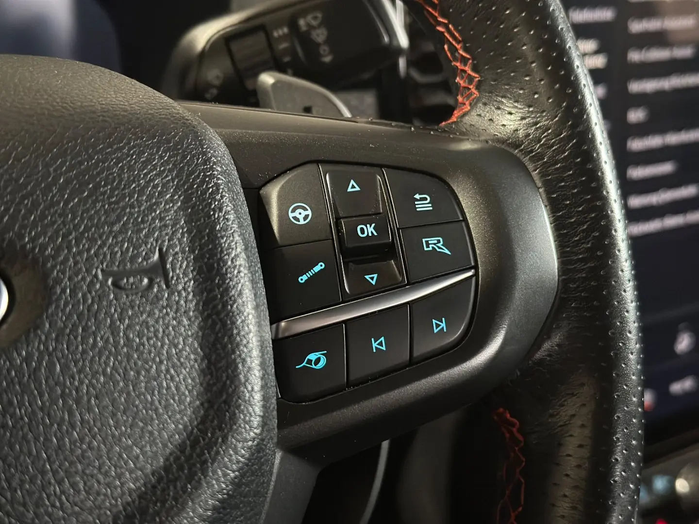 Ford Ranger Raptor e-4WD  Virtual B&O ACC