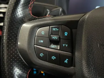 Ford Ranger Raptor e-4WD  Virtual B&O ACC