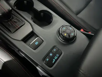 Ford Ranger Raptor e-4WD  Virtual B&O ACC