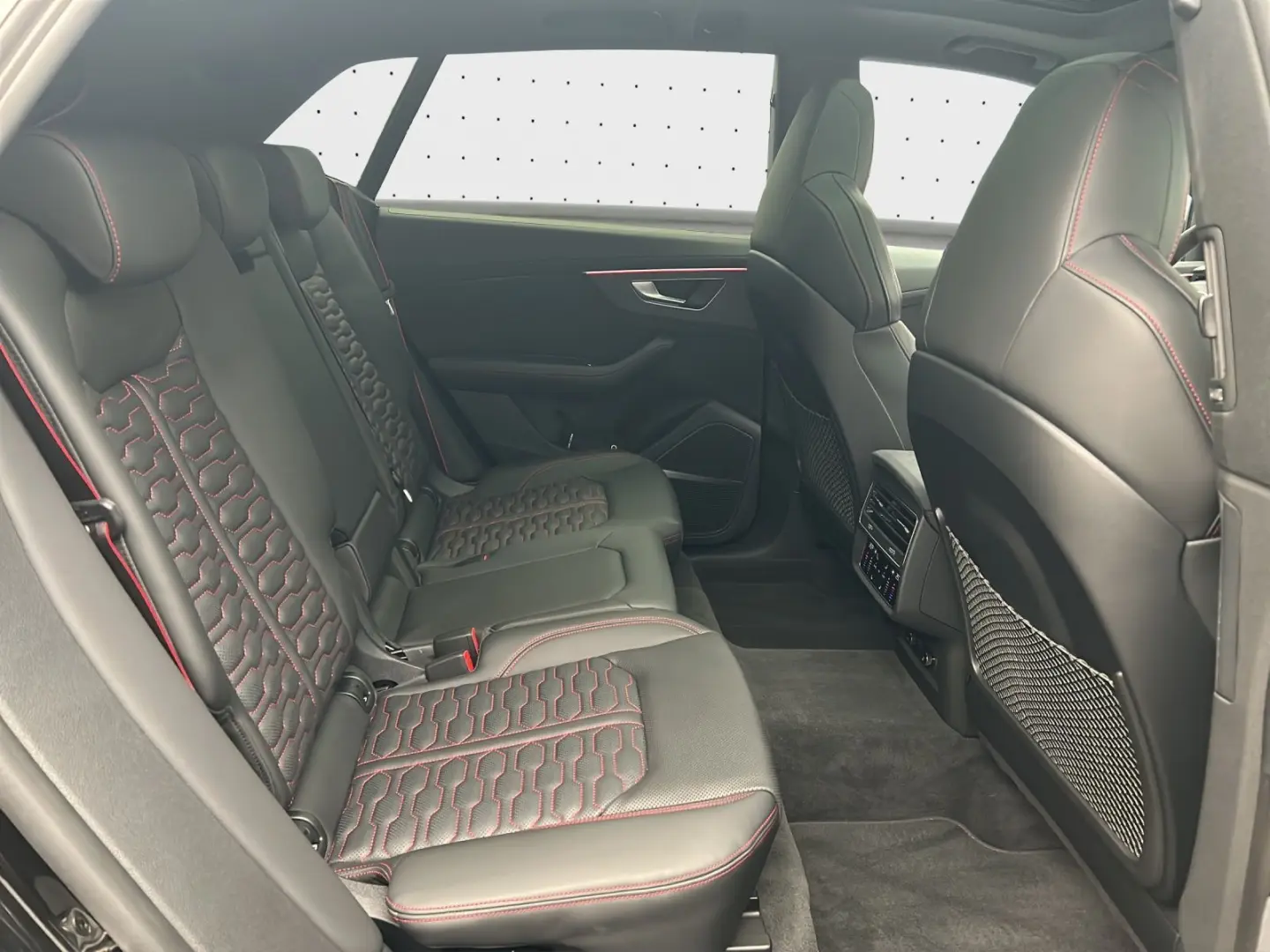 RS Q8 Keramik 305 km h B&O HUD Pano Standh Matri