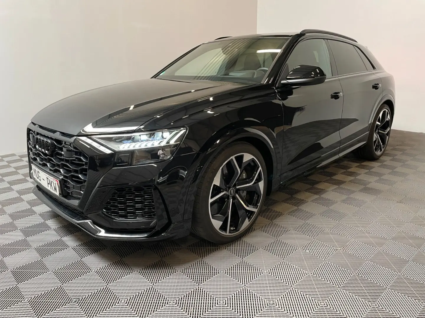 RSQ8 4.0 TFSI quattro  Pano-Matrix-Keramik