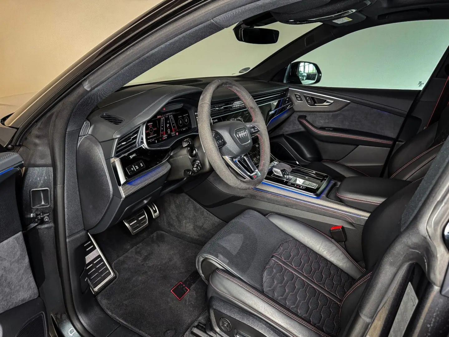 RSQ8 RS Q8 4.0 TFSI quattro