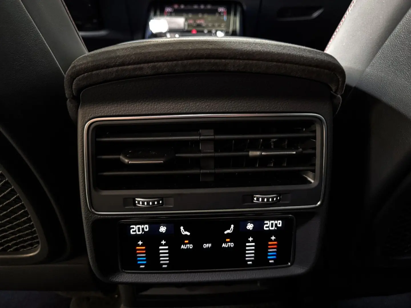 RSQ8 RS Q8 4.0 TFSI quattro