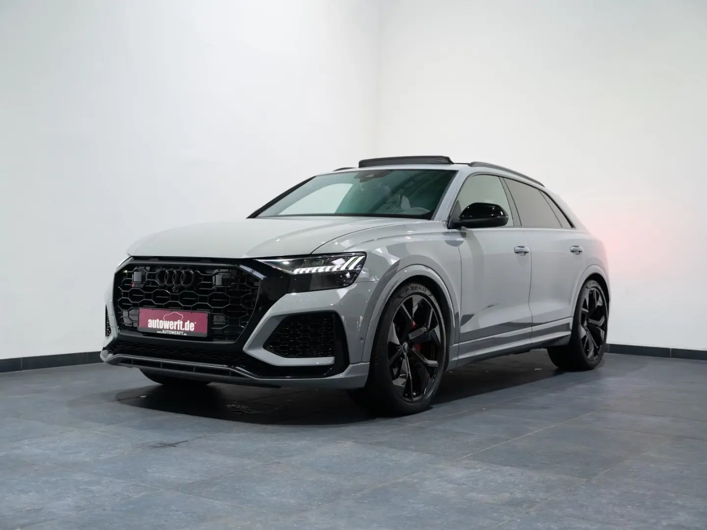 RSQ8 4.0 TFSI DESIGN KERAMIK DYNAMIK CARBON VMAX