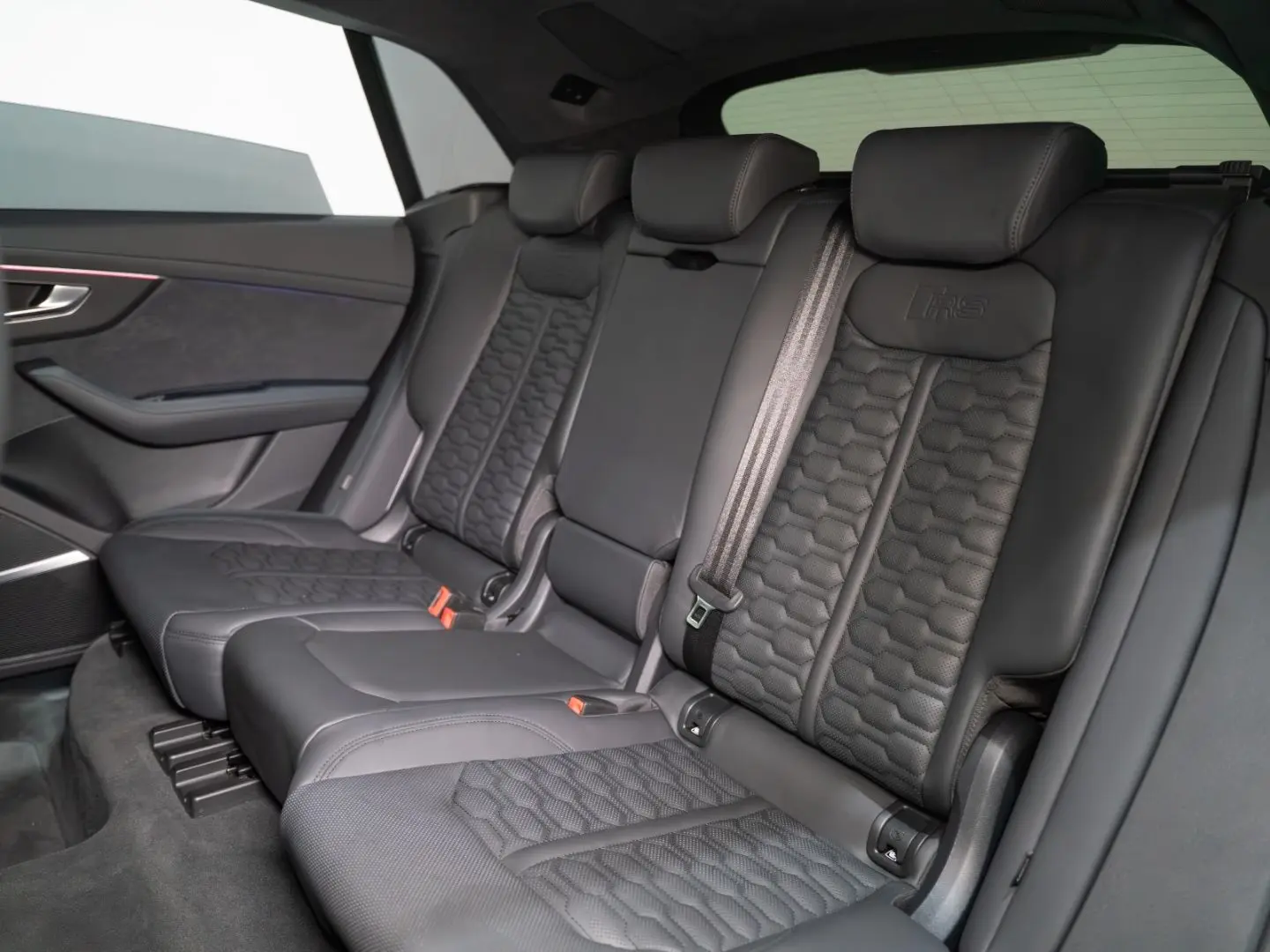 RSQ8 4.0 TFSI DESIGN KERAMIK DYNAMIK CARBON VMAX