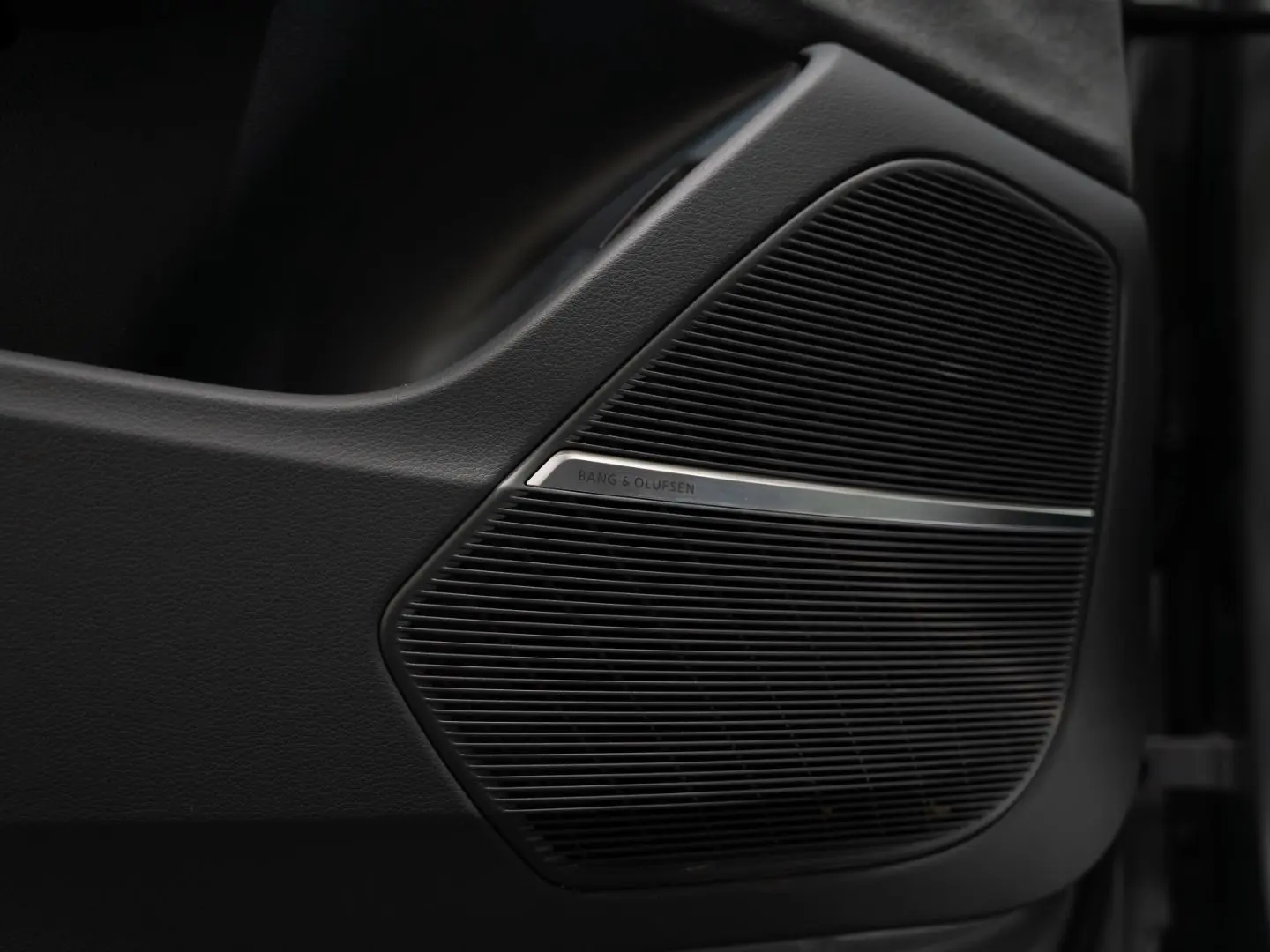 RSQ8 4.0 TFSI DESIGN KERAMIK DYNAMIK CARBON VMAX