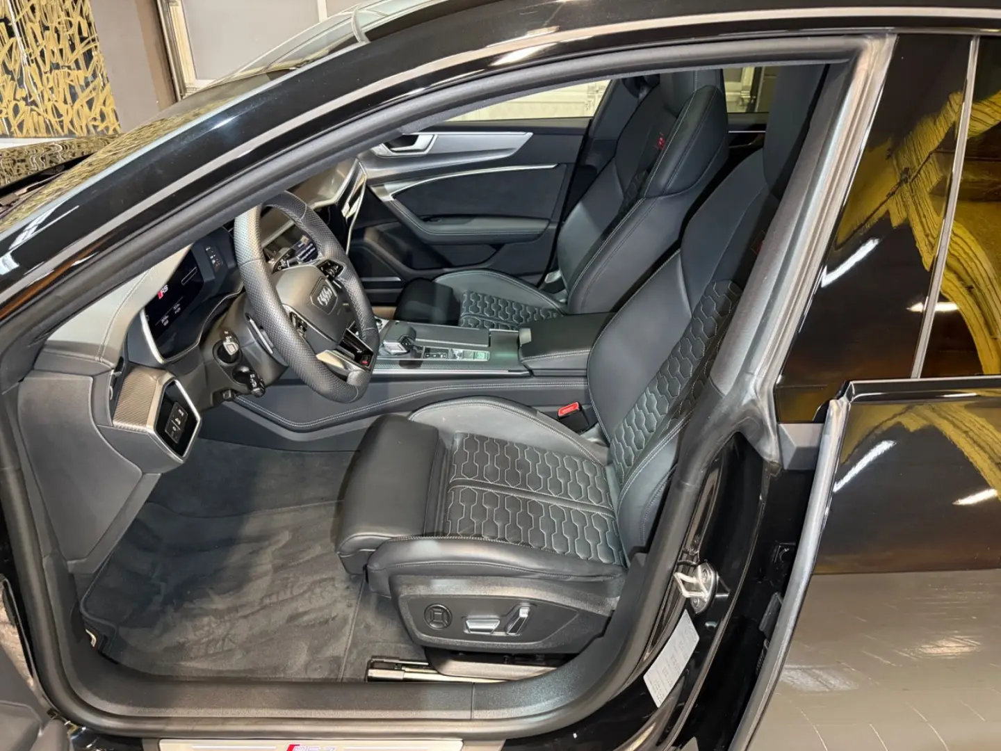 RS7 Sportback 4.0 TFSI quattro~HEAD-UP~PANO~MATR