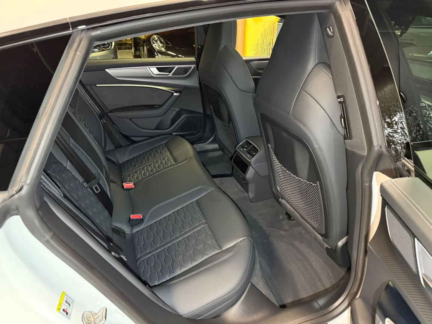 RS7 Sportback 4.0 TFSI quattro~HEAD-UP~PANO~MATR