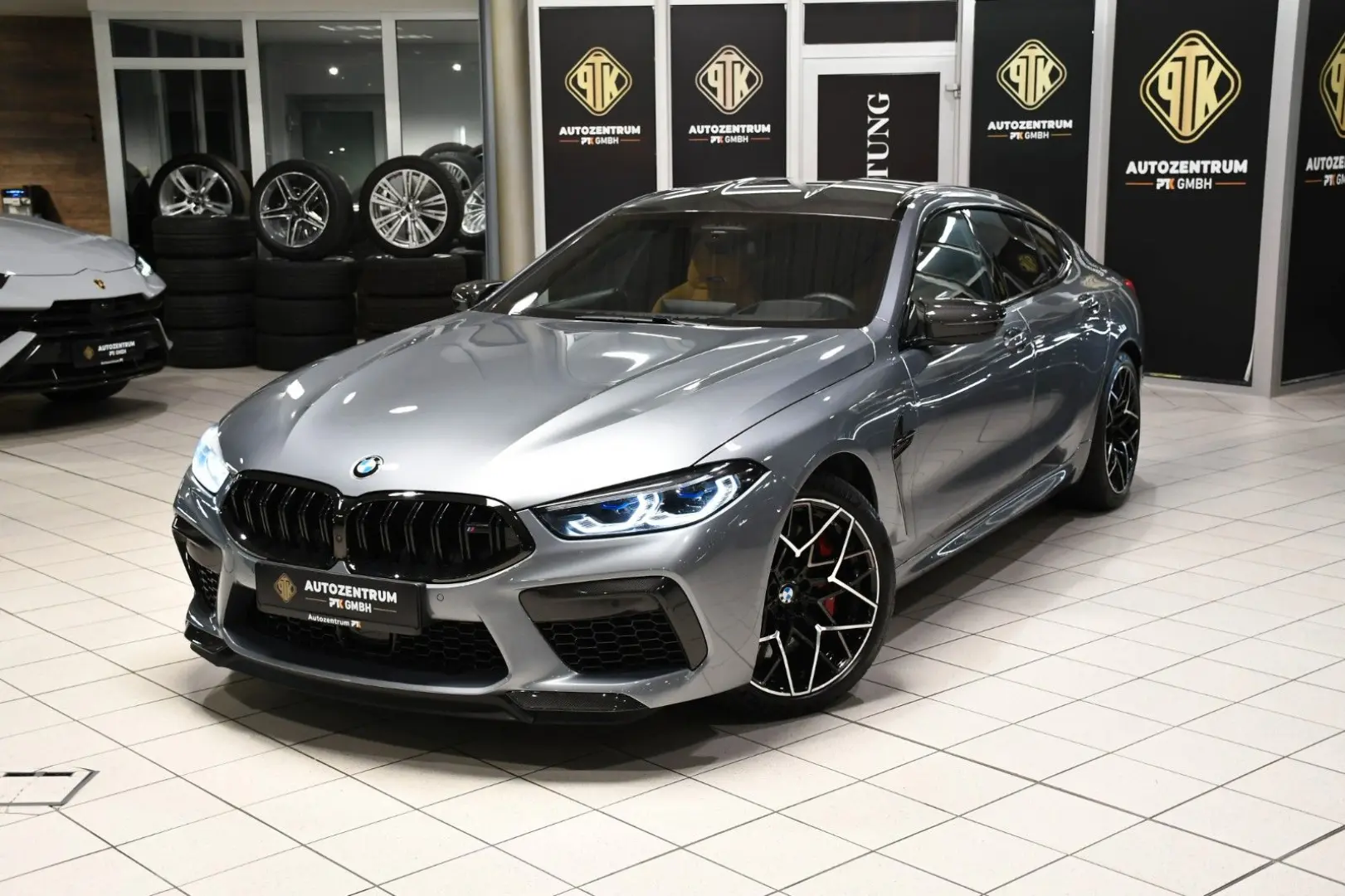 M8 Gran Coupe Competition Individual  B&W Carbon