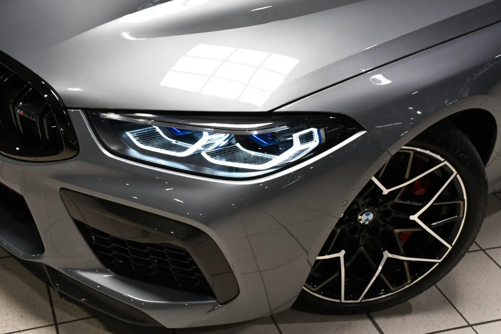 M8 Gran Coupe Competition Individual  B&W Carbon