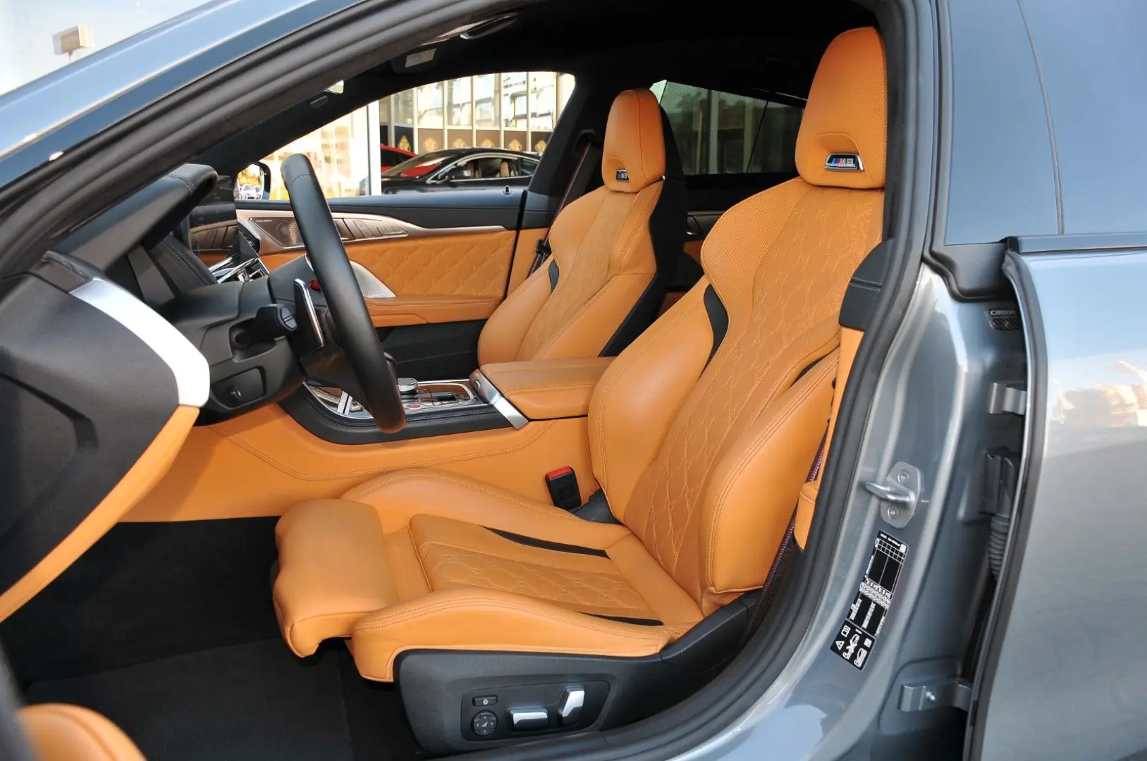 M8 Gran Coupe Competition Individual  B&W Carbon