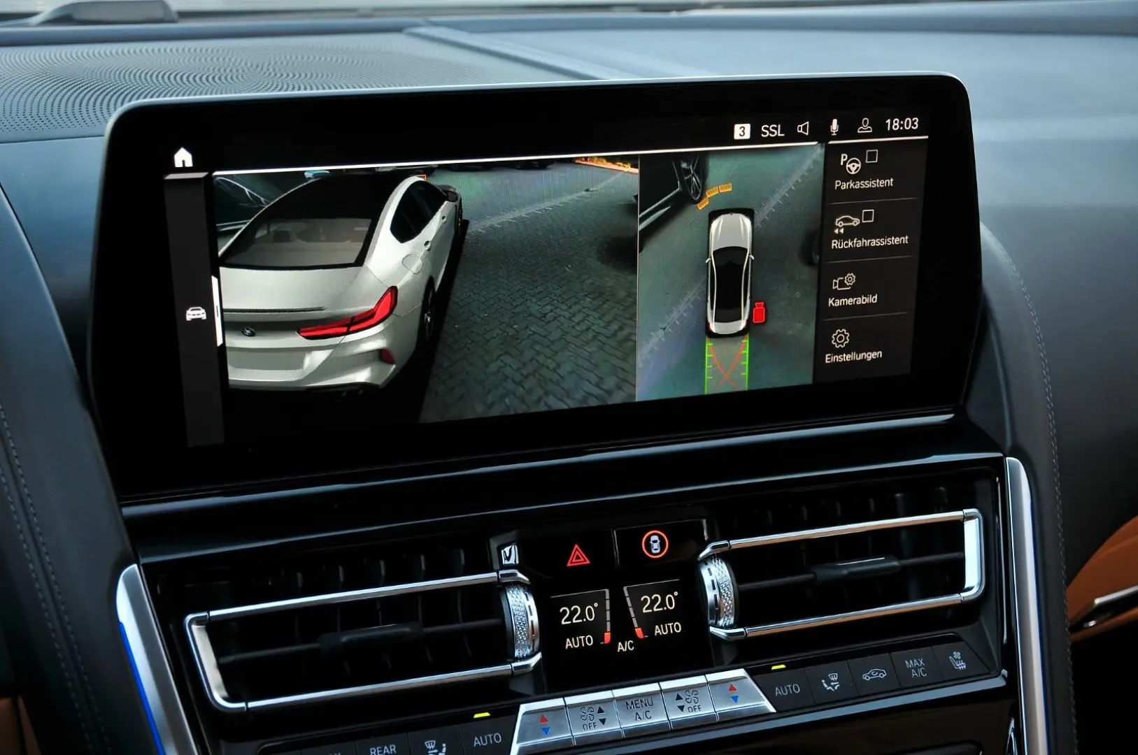 M8 Gran Coupe Competition Individual  B&W Carbon