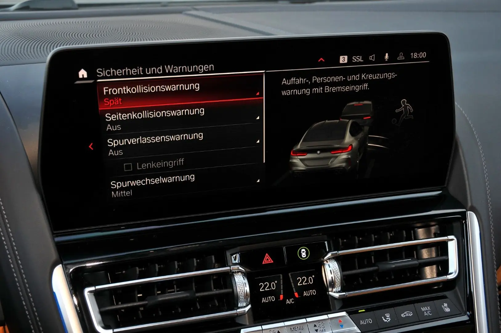 M8 Gran Coupe Competition Individual  B&W Carbon