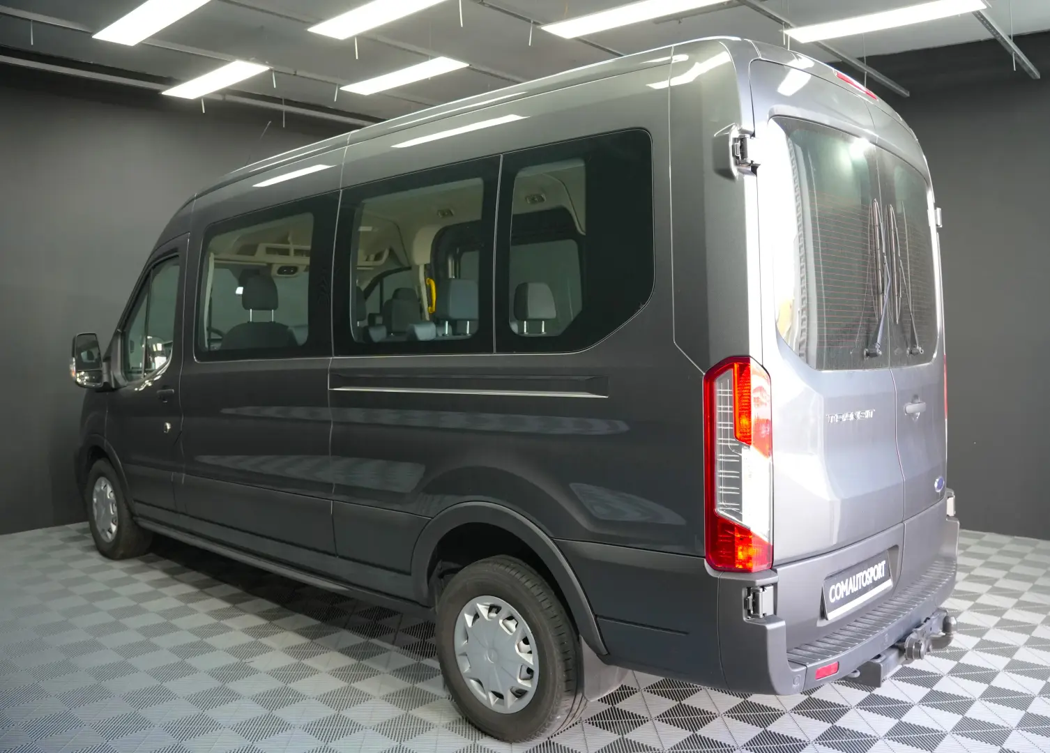 FORD TRANSIT 8 1 L3H2