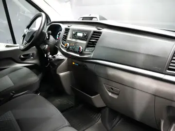 FORD TRANSIT 8 1 L3H2