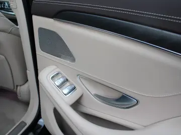 S 400 d 4Matic 360  Distronic Pano. Burmester