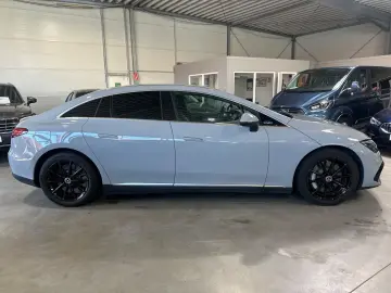 EQE 300 Advanced Navi LED Kamera 8xAlu Burmester