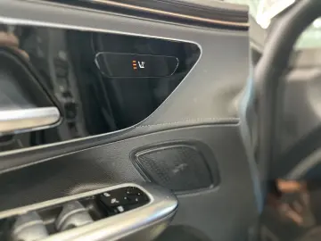 EQE 300 Advanced Navi LED Kamera 8xAlu Burmester