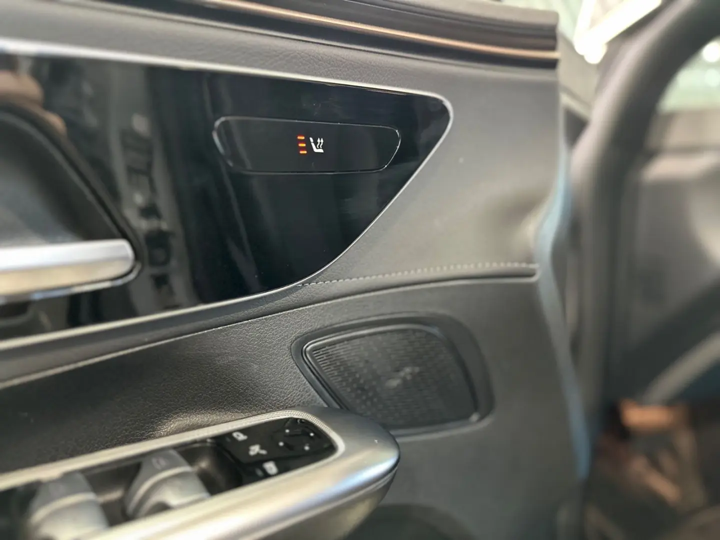 EQE 300 Advanced Navi LED Kamera 8xAlu Burmester