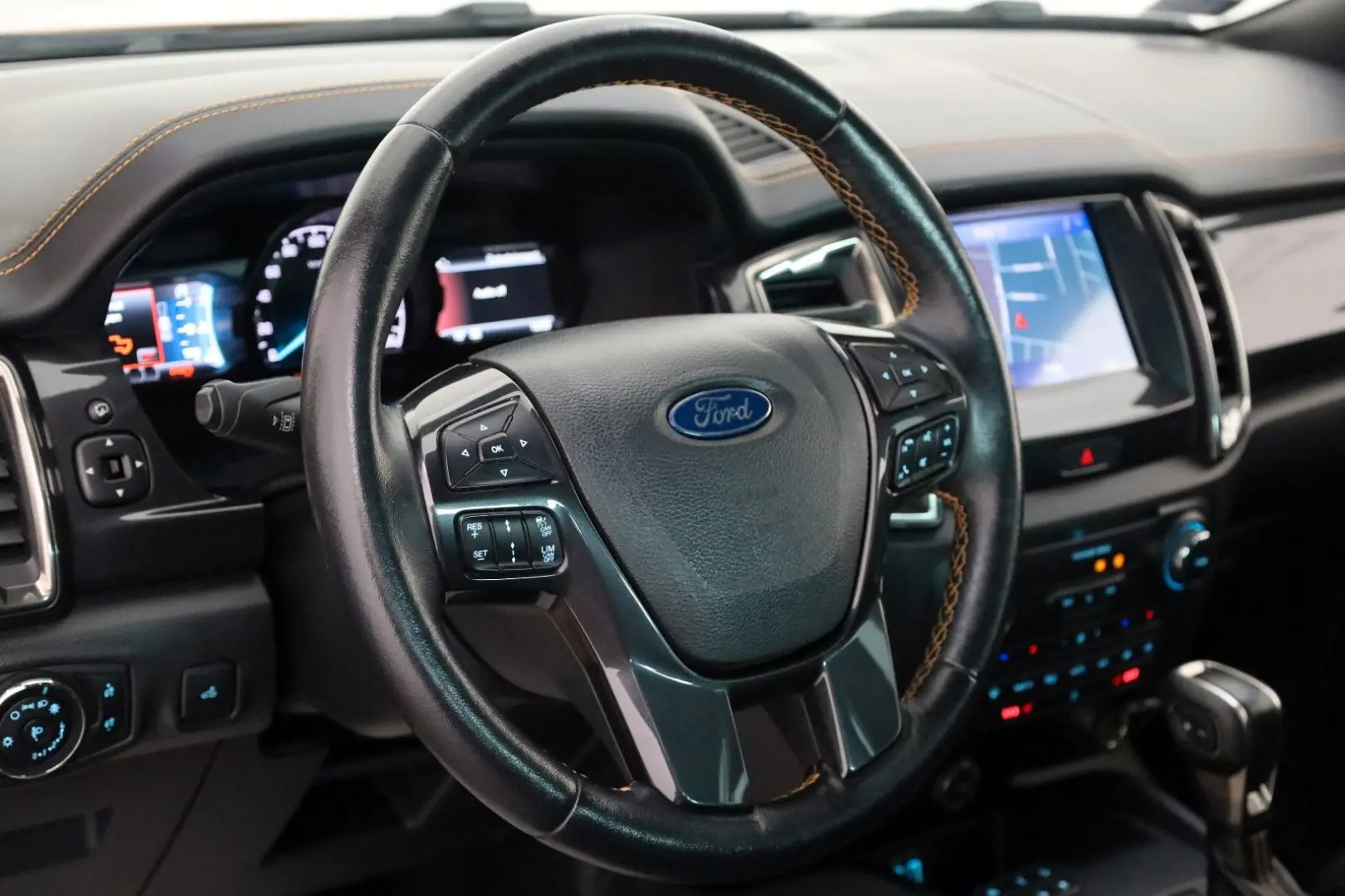 Ranger Wildtrak 4x4 Leder Navi LED Rollo AHK