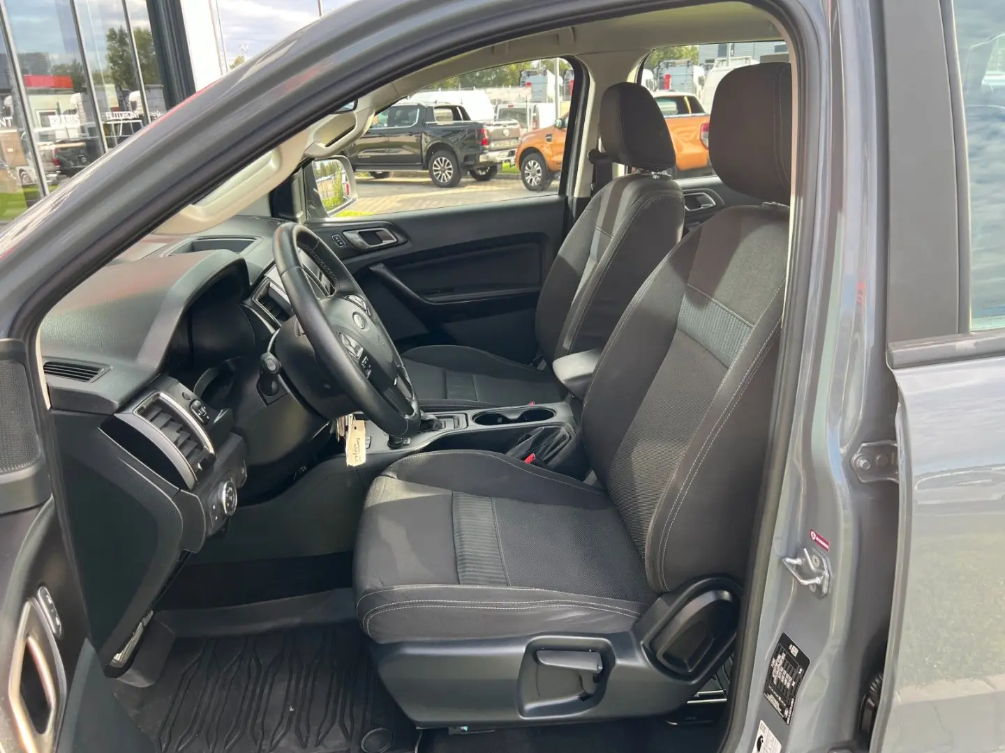 Ranger Wolftrak Doppelkabine Garantie 8.2027