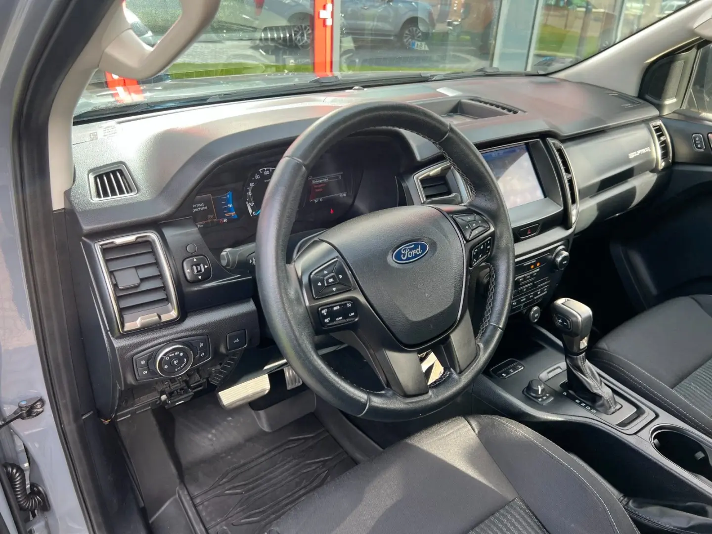 Ranger Wolftrak Doppelkabine Garantie 8.2027