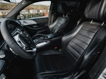 Mercedes-Benz GLS 400