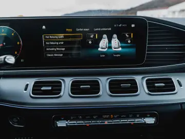 Mercedes-Benz GLS 400