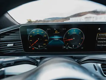 Mercedes-Benz GLS 400