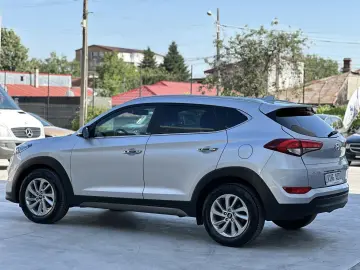 Hyundai Tucson 1.7 CRDi Xpossible ISG 2WD