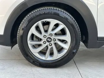 Hyundai Tucson 1.7 CRDi Xpossible ISG 2WD