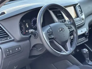 Hyundai Tucson 1.7 CRDi Xpossible ISG 2WD