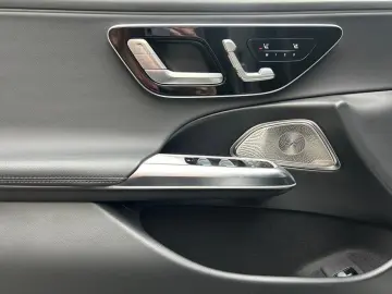 E 450 4M AMG  PANO  BURMESTER  HUD  SUPERSCREEN